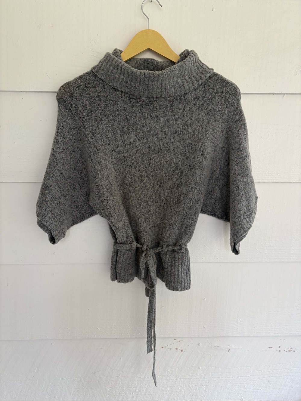 A’GACI Gray Cowl Neck Poncho Sweater Women’s Small Belted Dolman Sleeve Knit